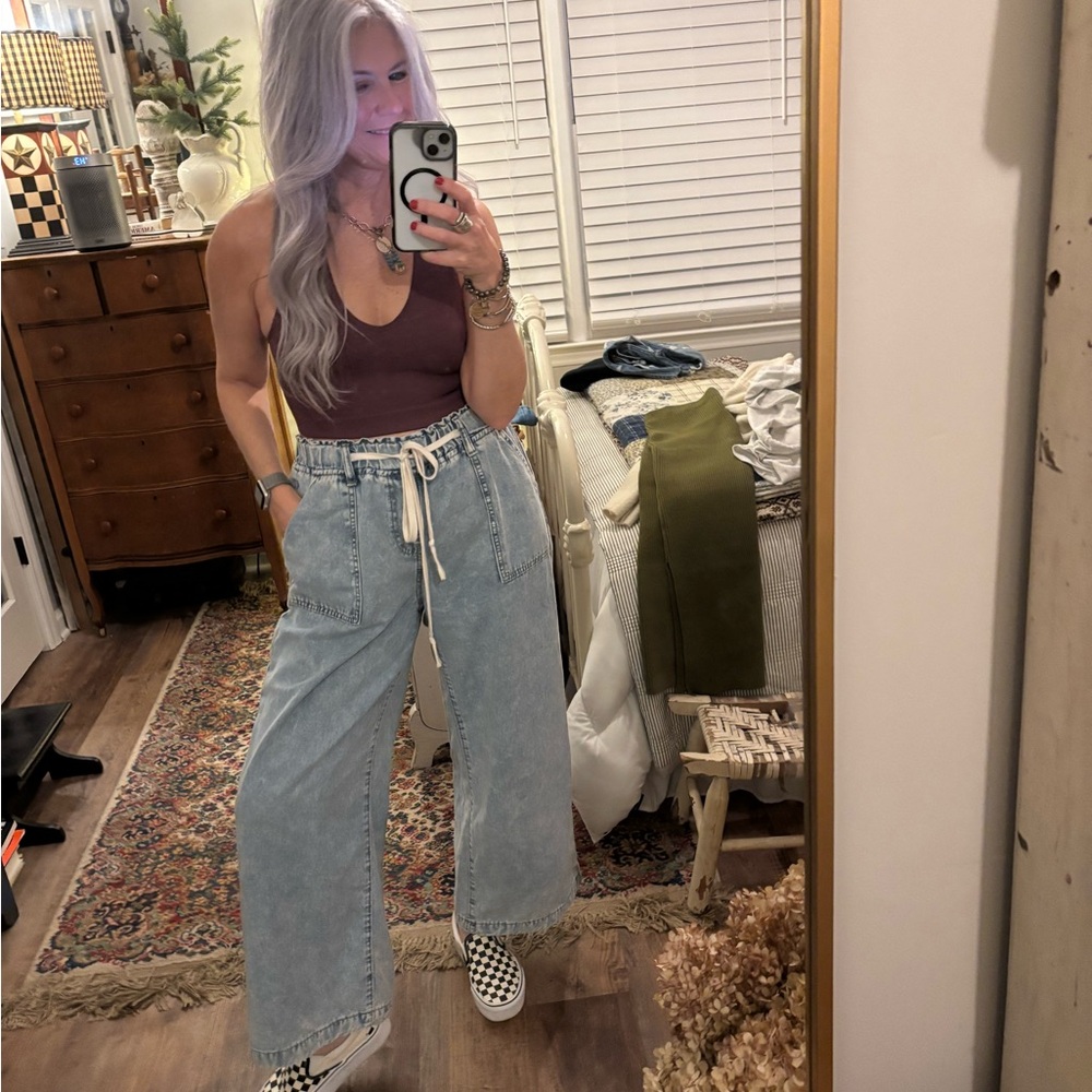 SHEIN Light Blue Wide Leg Jeans Faux drawstring